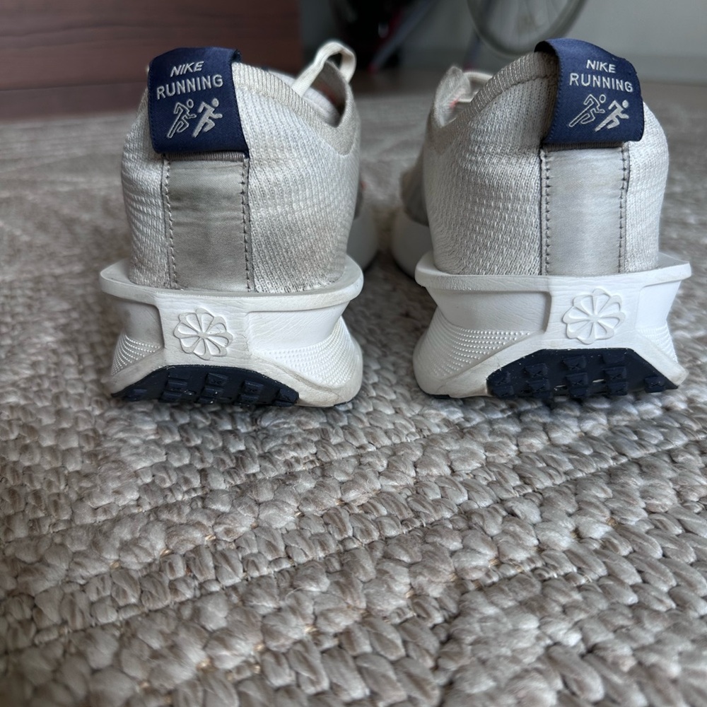 Nike White and Orange Athletic Sneakers - Picture 5 of 15